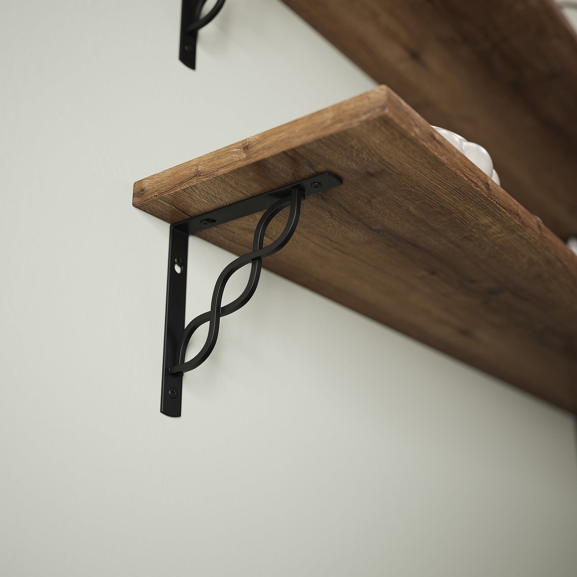 Twin Curve Brackets
